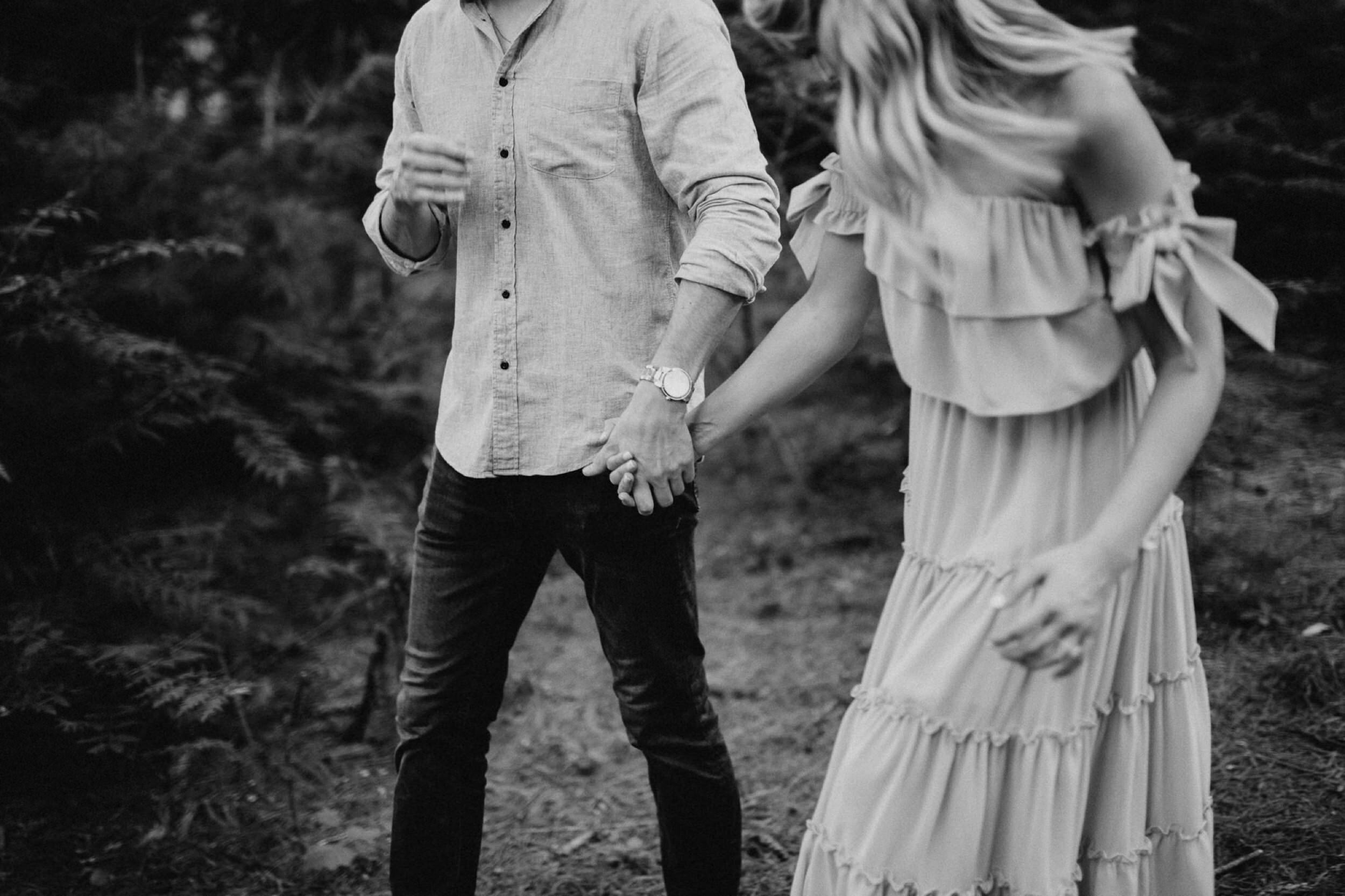 Longwood_Gardens_Engagement_session-022.jpg