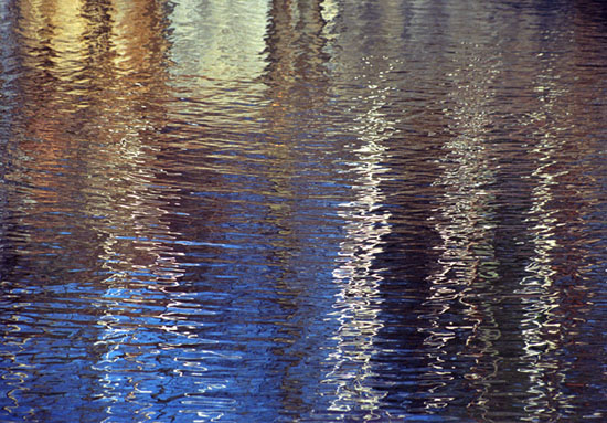 Shimmering Wall Reflections