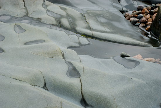 White Granite with Pools and Pebbles