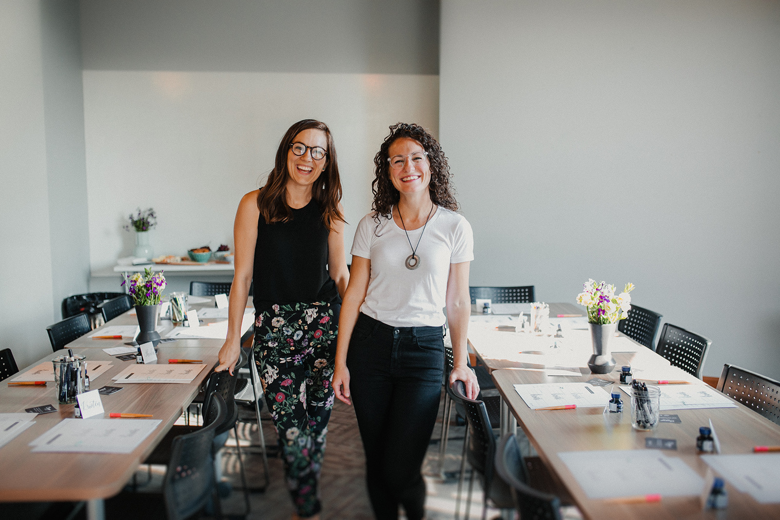 lindybeth photography - hue creative - lief design - mindful calligraphy class-15.jpeg