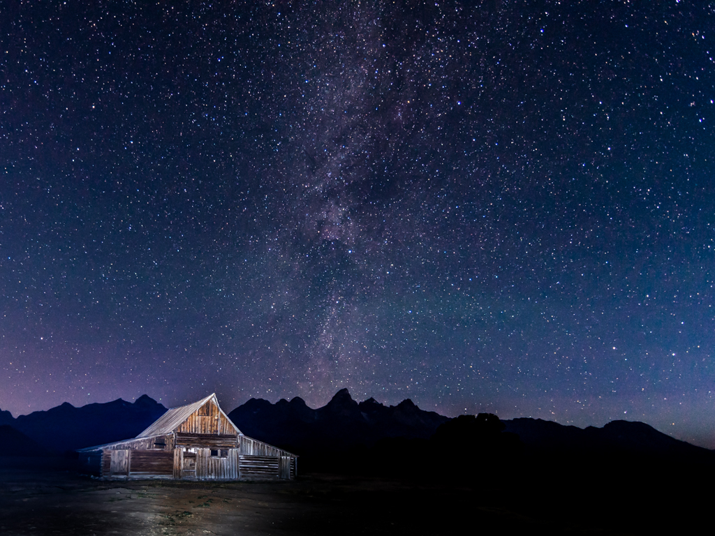 Moulton Barn and Stars,Barry Lamia,GNOCC,2nd HM,Color Prints