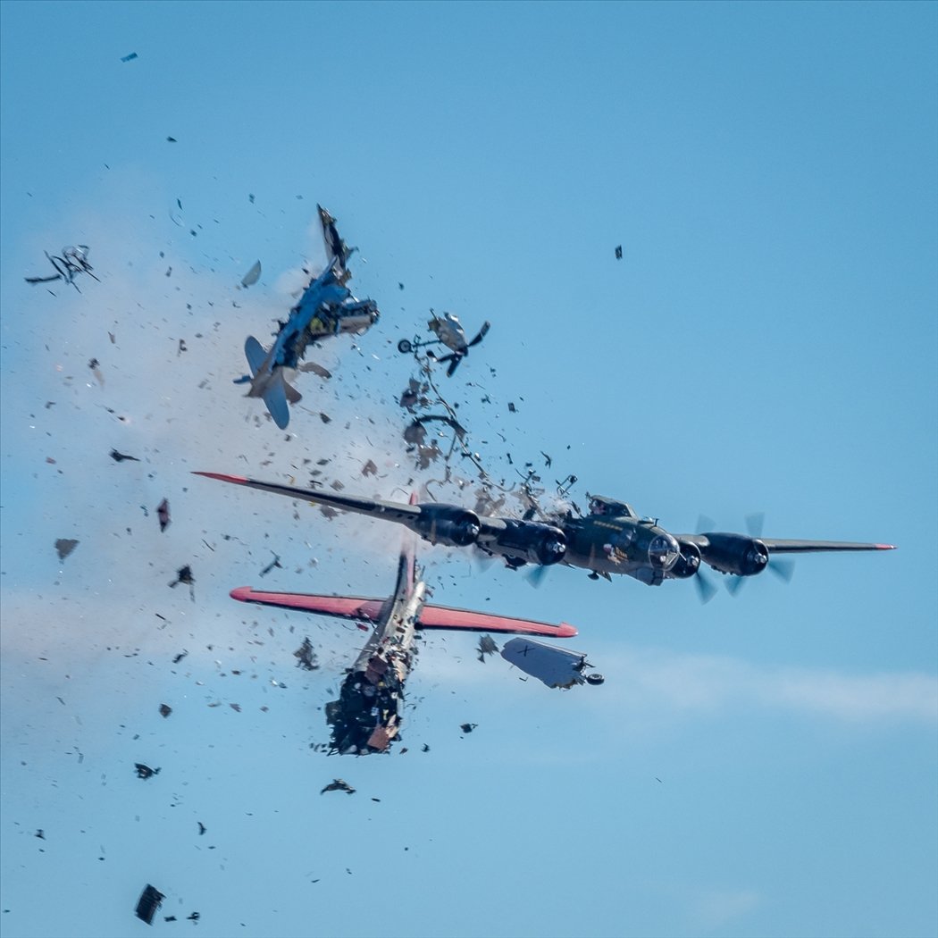 Wings Over Dallas Mid-air Collision,Larry	Petterborg,	Plano Photography Club,1 HM	