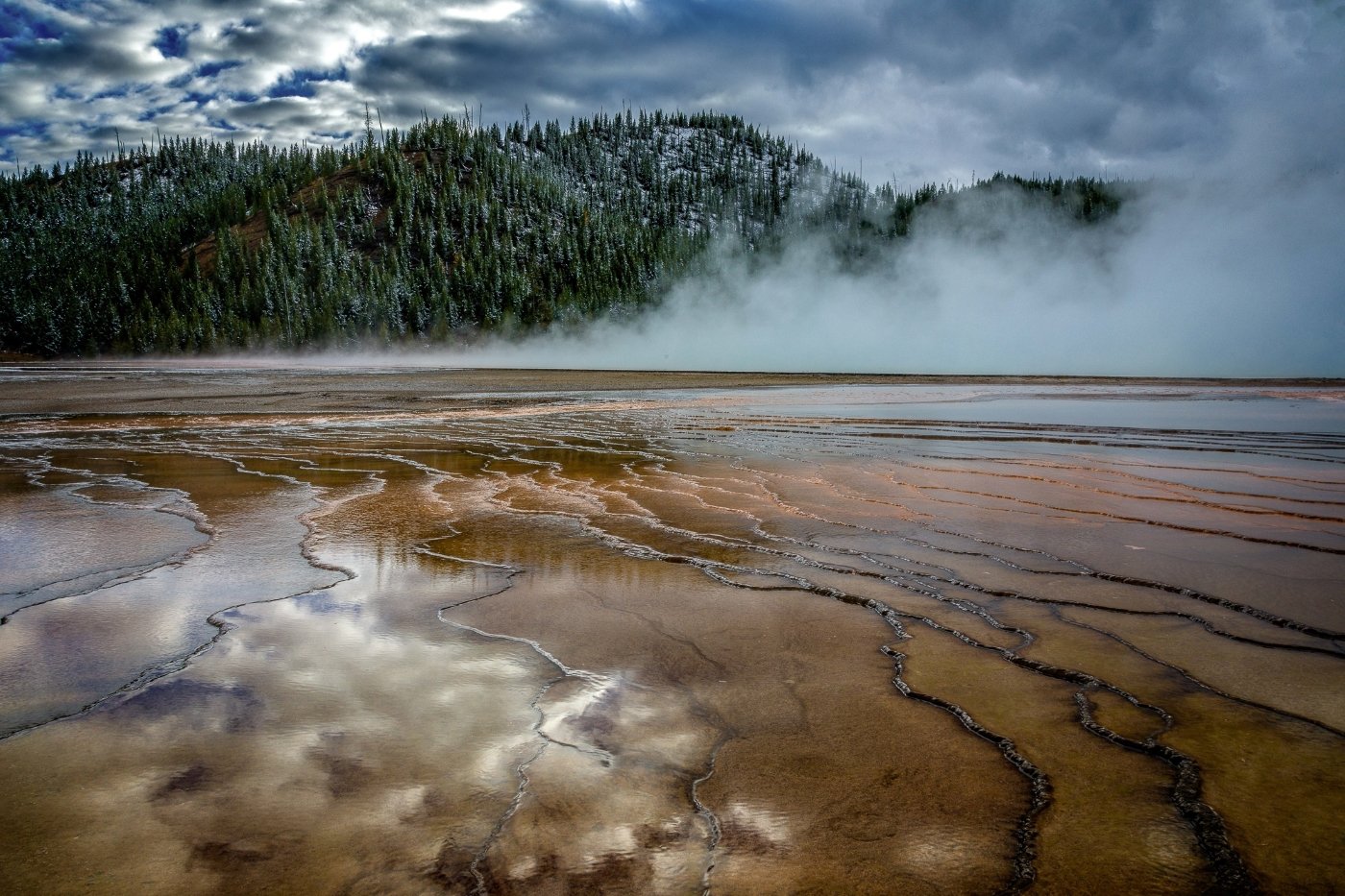 Grand Prismatic Spring,	J.D.Luttmer, Heard Nature Photography Club, 2 HM