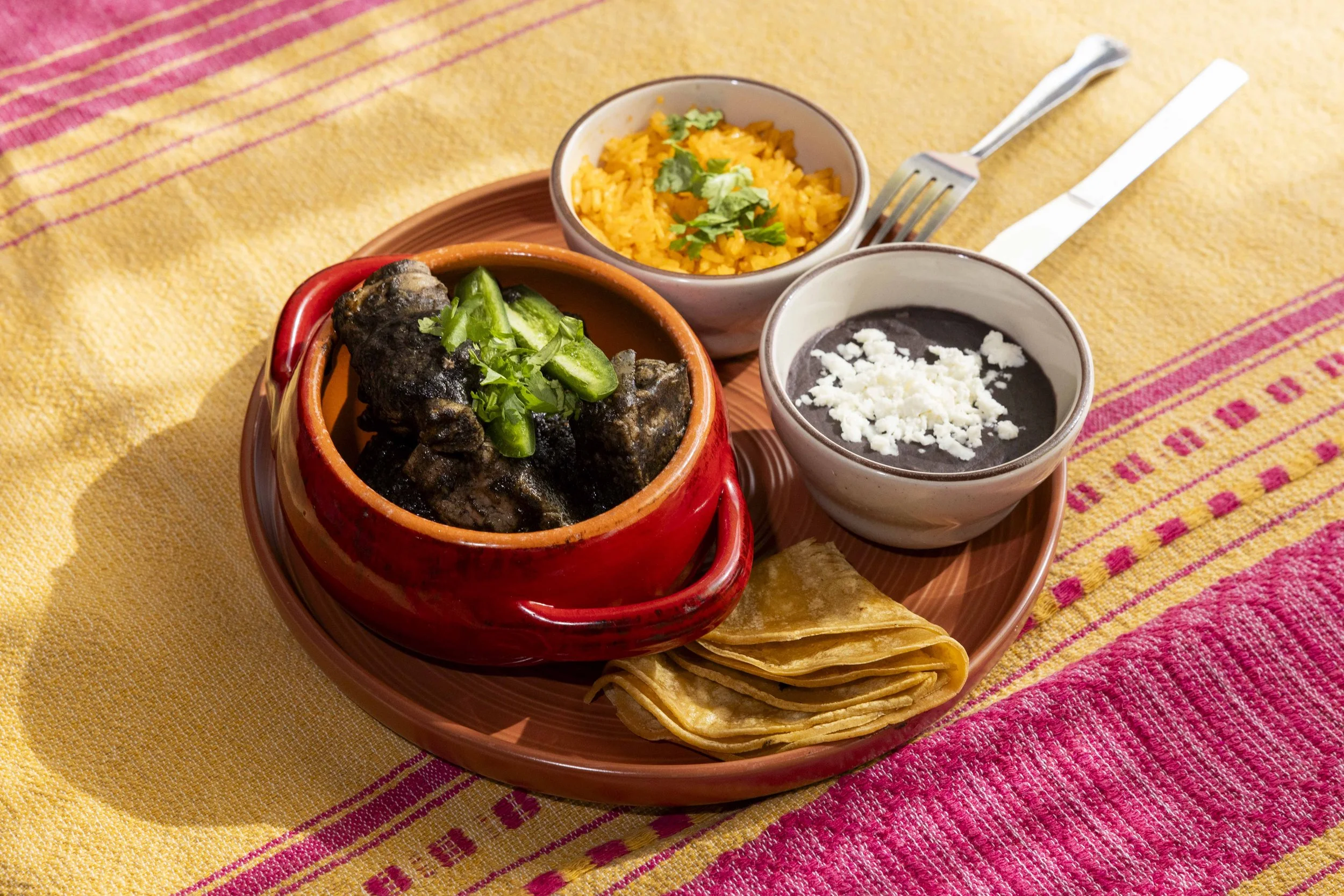  Costillas en Chile Quemado at El Mil Amores in San Francisco on October 29, 2024. (Amanda Andrade-Rhoades/The San Francisco Standard) 