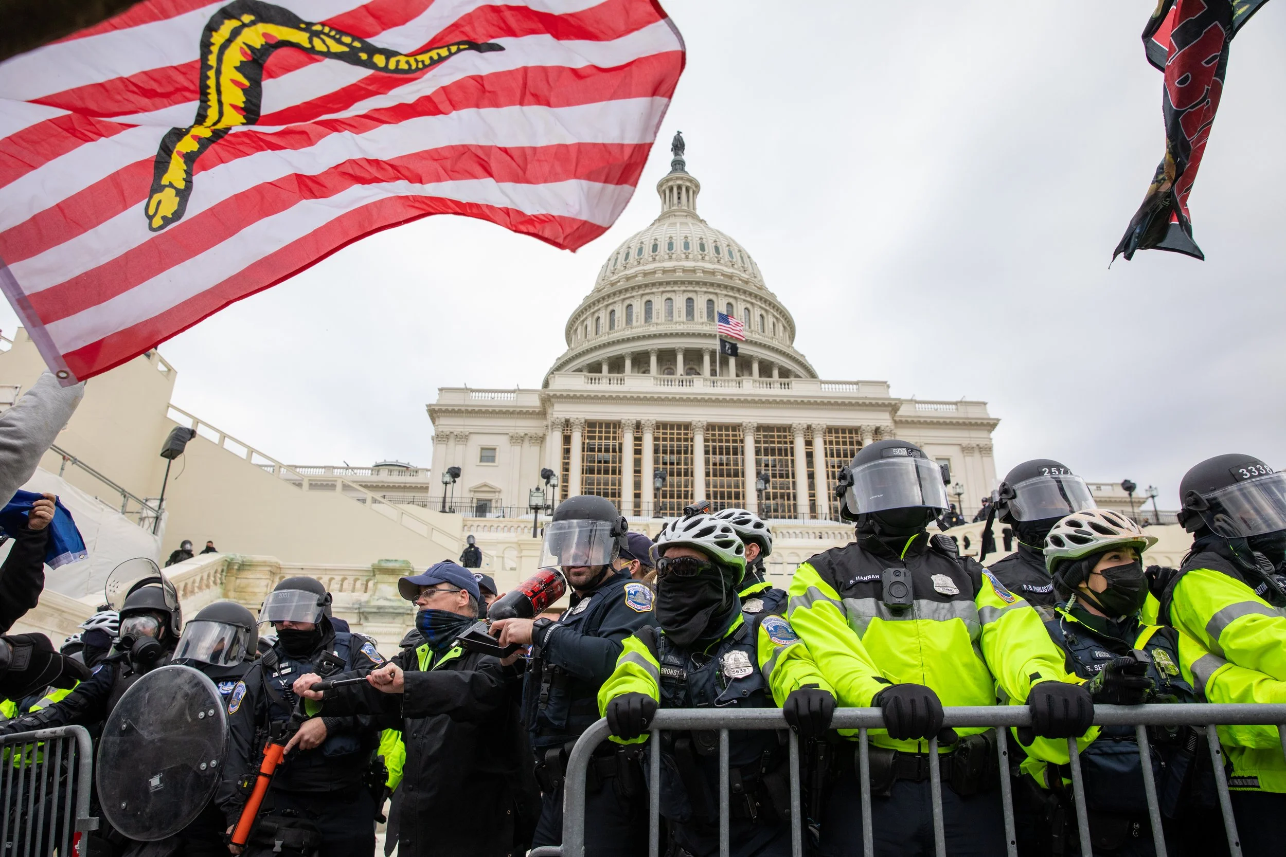  Several law enforcement agencies attempt to barricade the west side of the U.S. Capitol on January 6, 2021. (Amanda Andrade-Rhoades/For The Washington Post) 