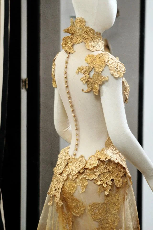 gold filipiniana gown