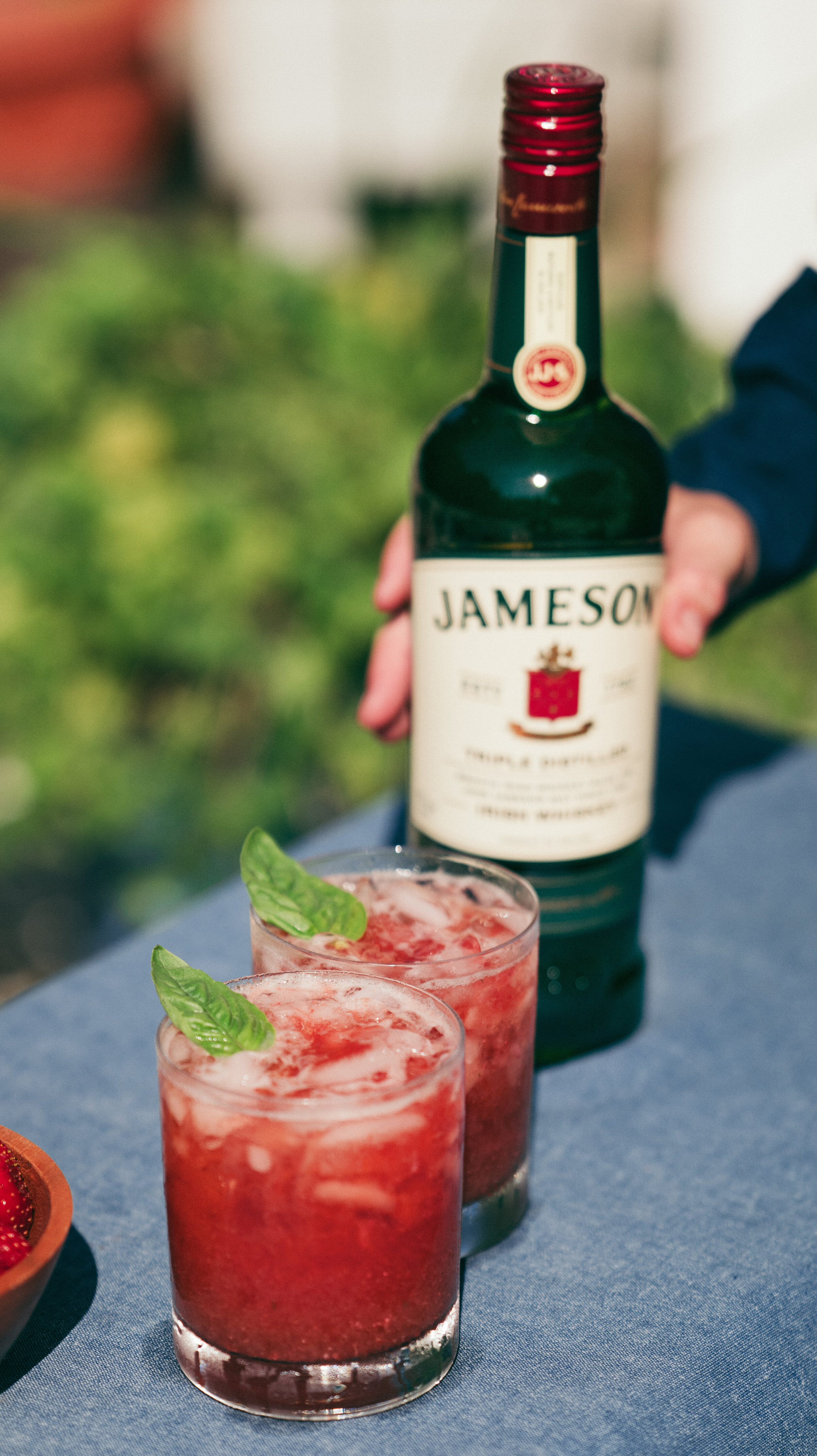 JAM_F21_SummerSocialShoot_Cocktail_UNCROPPED_Strawberry-Basil-Irish-Mule-1024295.jpg