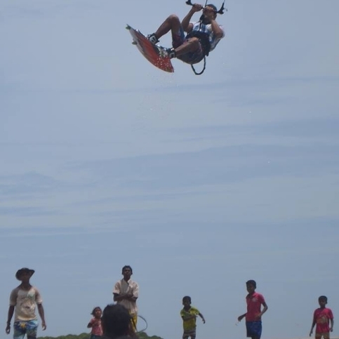 Freestyle Kalpitiya kitesurfing