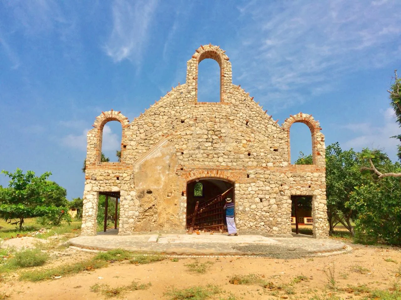 discover-kalpitiya-by-jeep-dutch-church (1).jpg