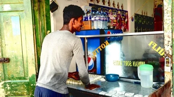 Visit the Street food shops in the town