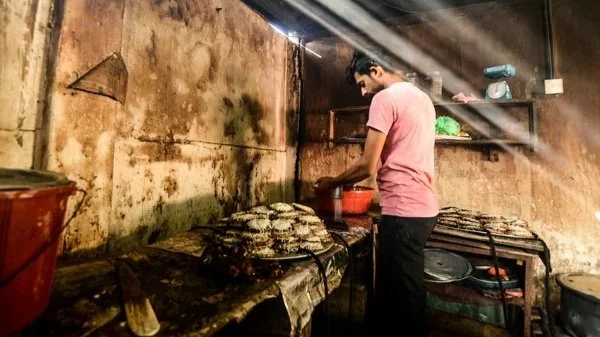 get to know the local street food shops