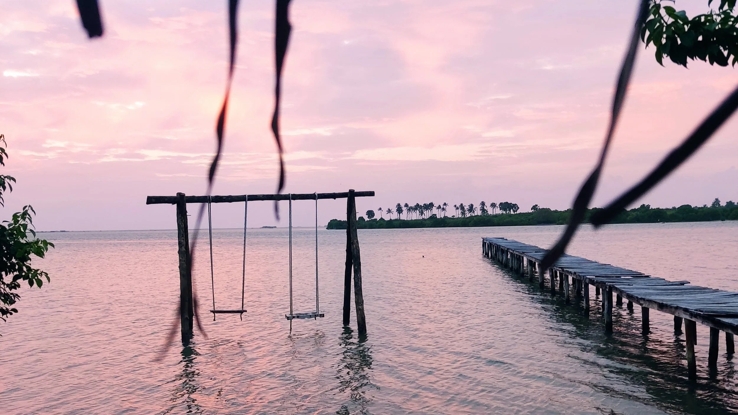 Ruuk Village kite lagoon atmosphere in the evening