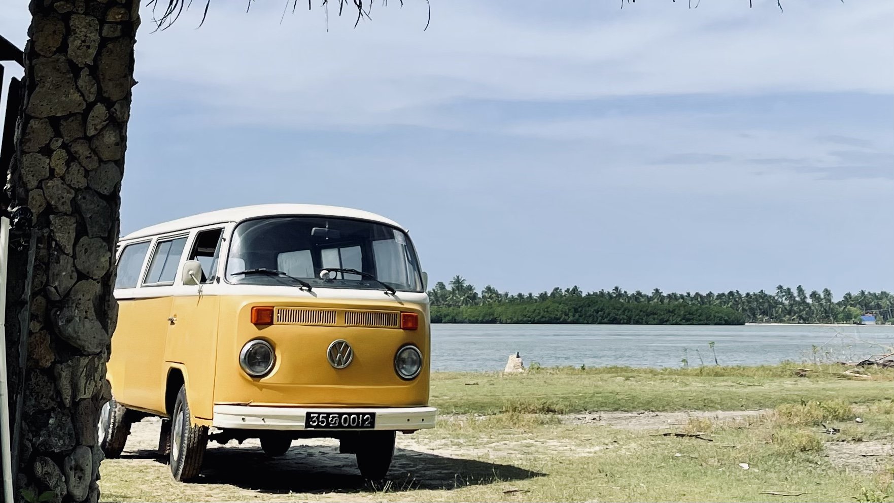 VW-Bulli-in-Sri-Lanka.jpg