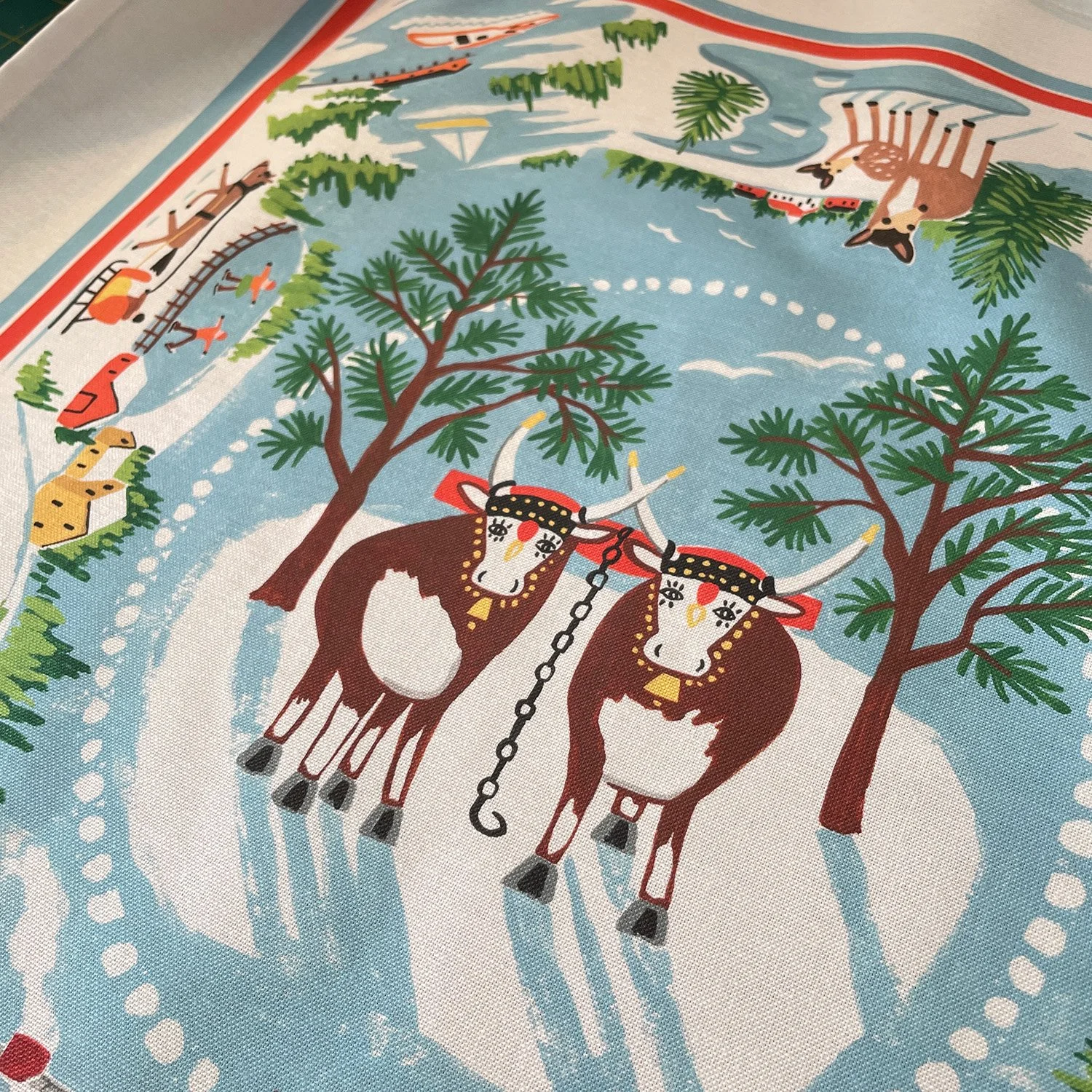 KFM Maud Tea Towel closeup2.jpg