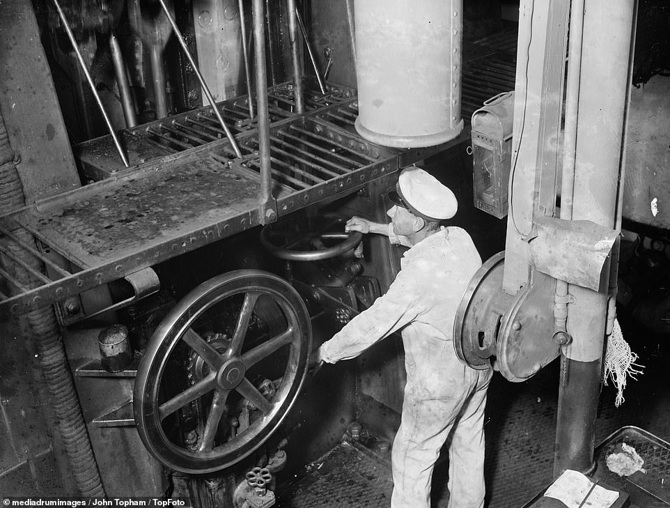 Chief Engineer on SS Eston operating the main steam engine