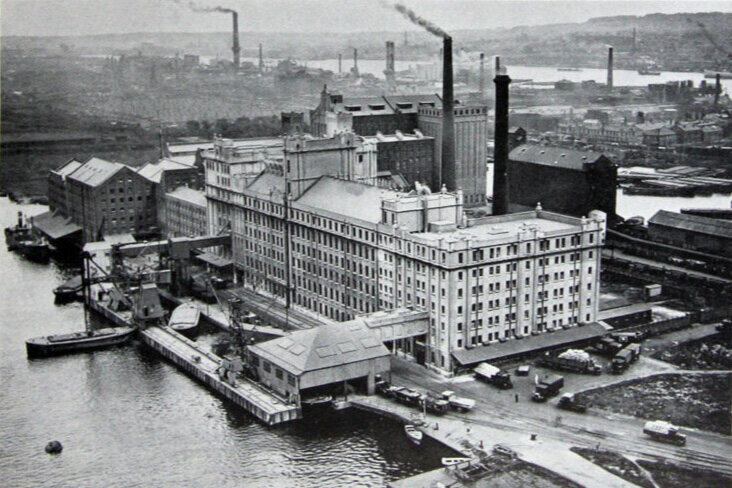 Mills at Silvertown c 1930