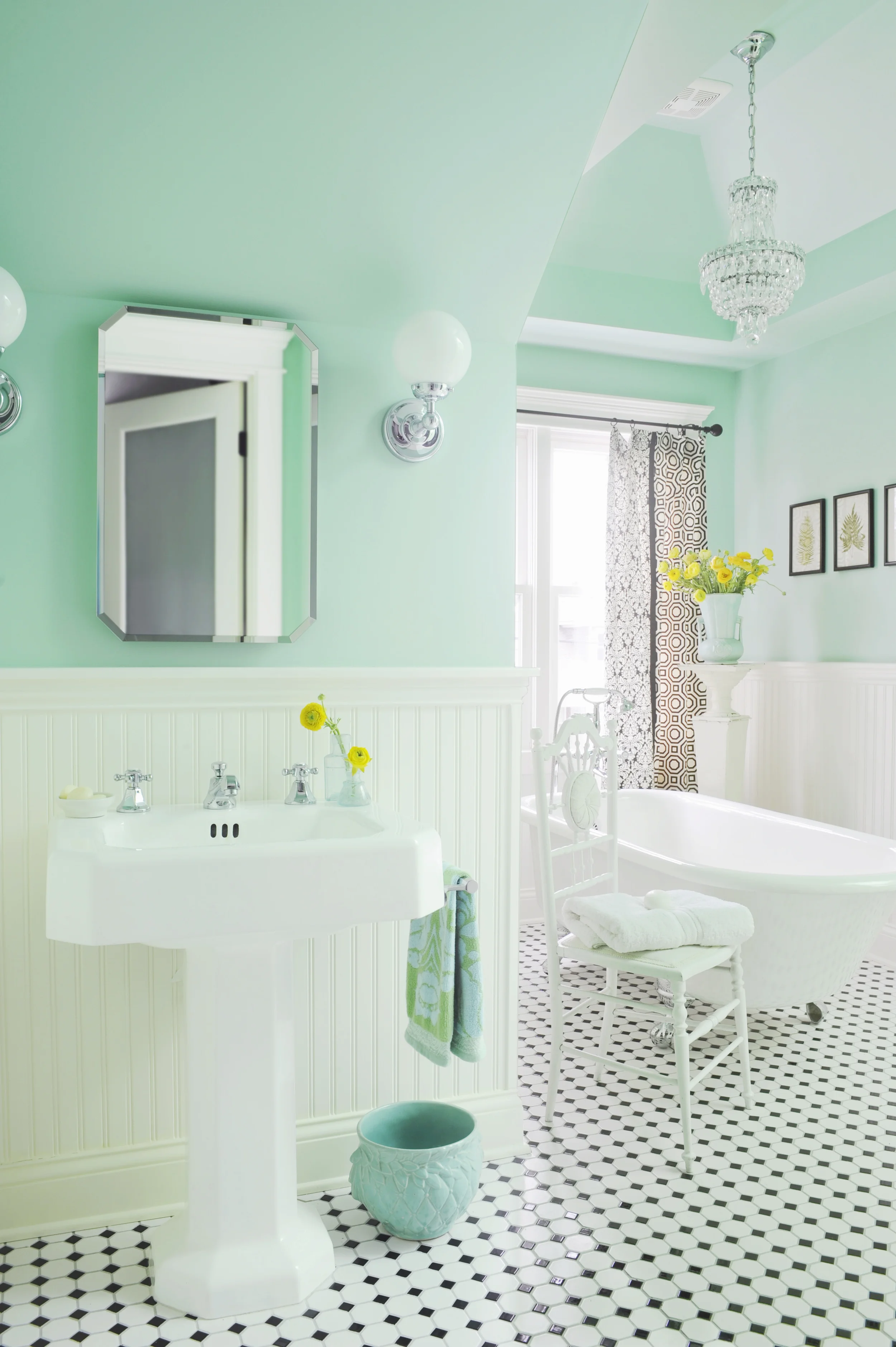 14 bath_AMP1884.jpg