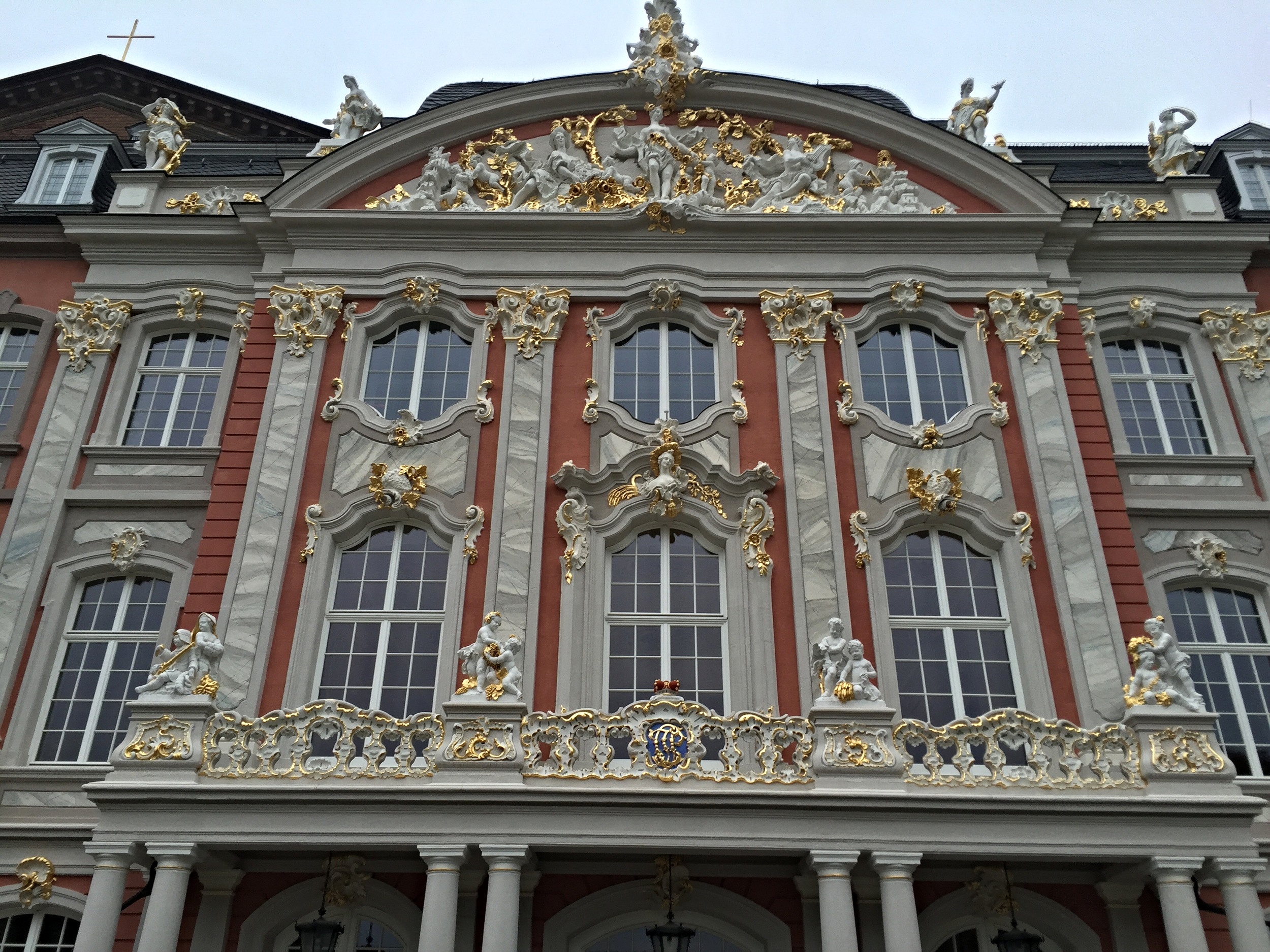 Der kurfürstliche Palais von außen 