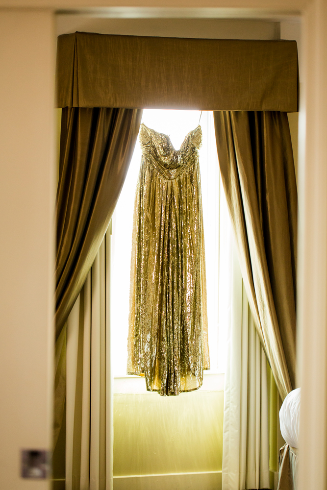 Wedding dress hanging | Jefferson Clinton Hotel