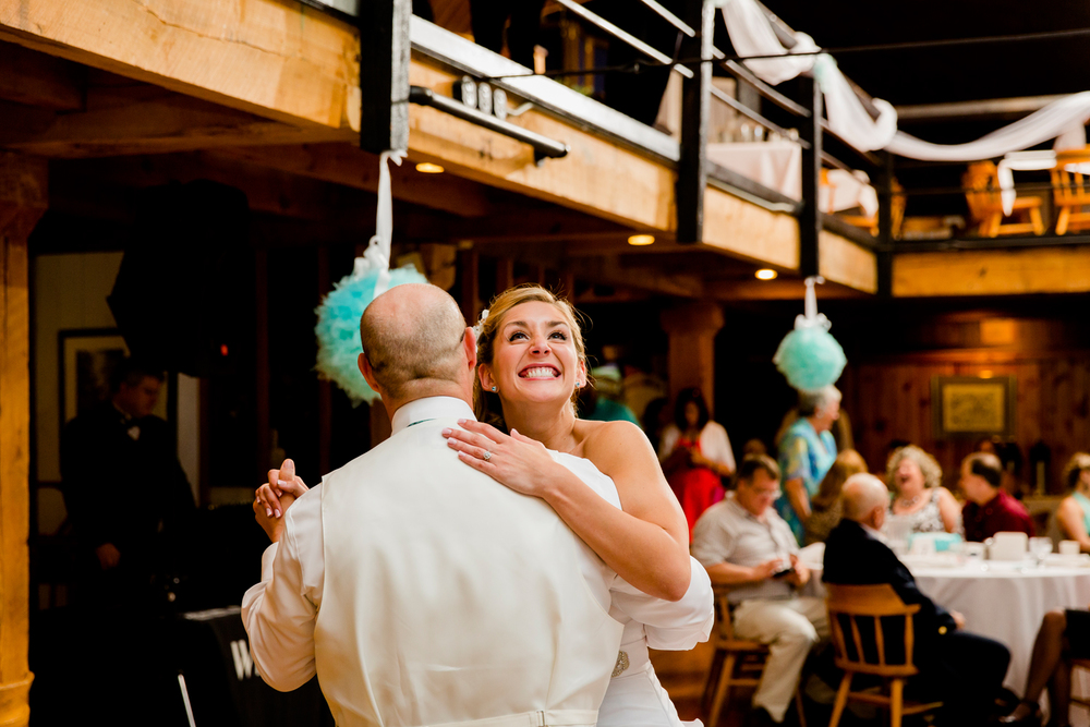 Arena's Eis House wedding dancing