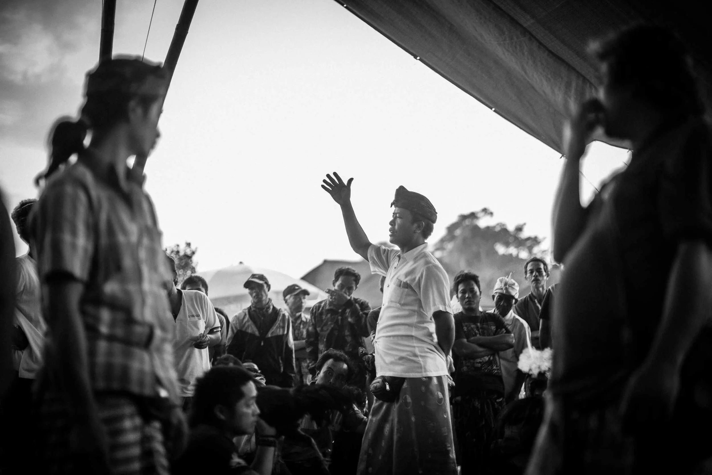 Tajen - Traditional cockfighting in Bali © Gareth Moon 2017 2017