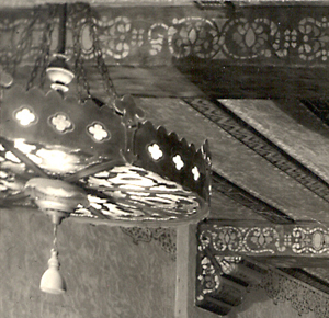 El Portal chandelier and interior beams - 1928