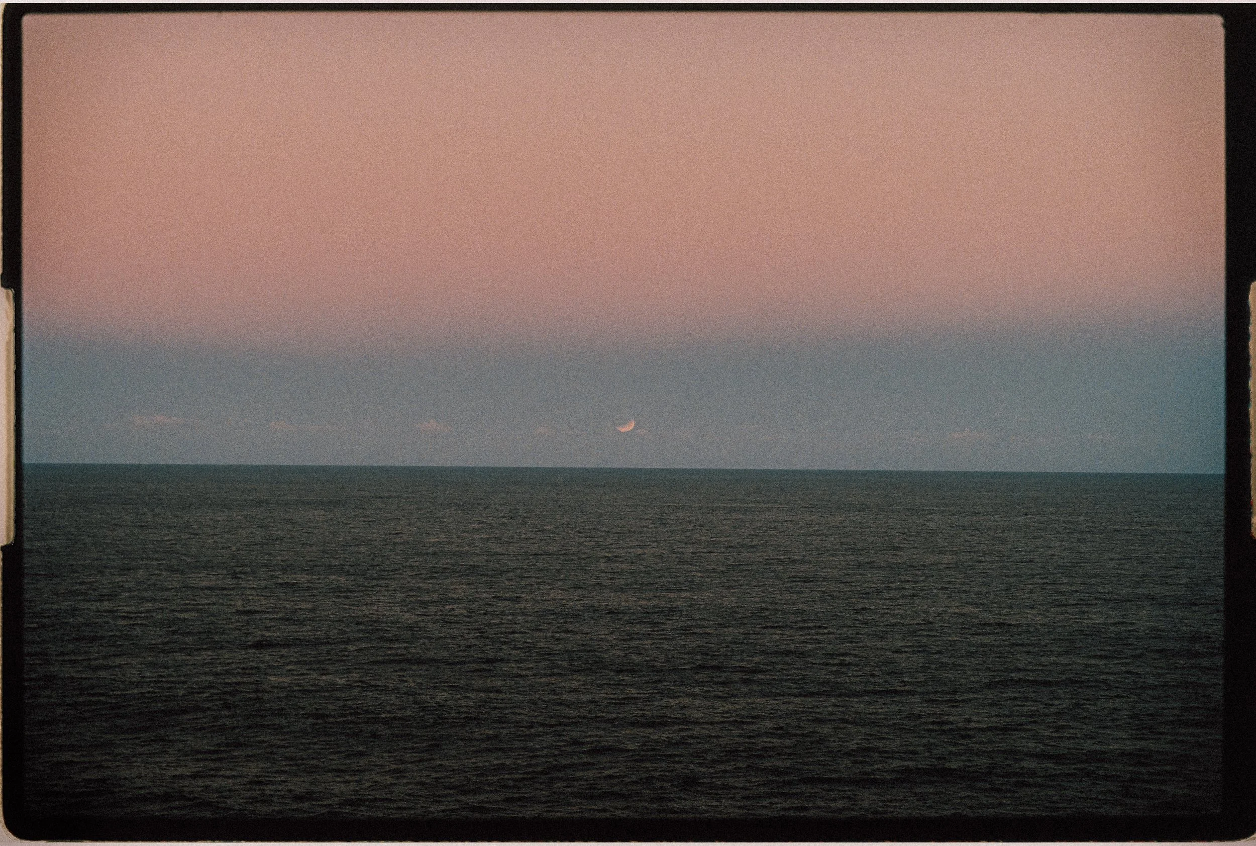 250408_EclipseMoon_005.jpg