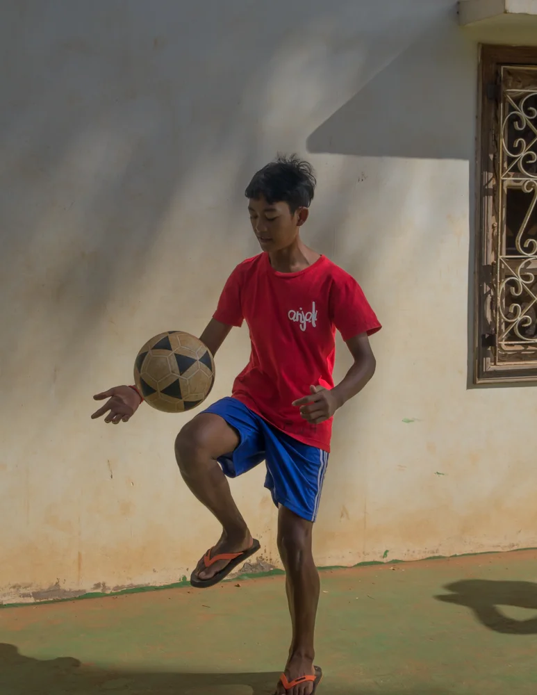 AndreaG_2014TGLCambodia-350.jpg