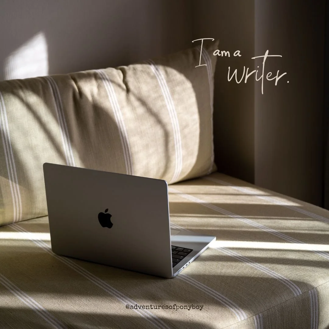 ✒️🗒️✨

#IAmAWriter
#WriterWednesday