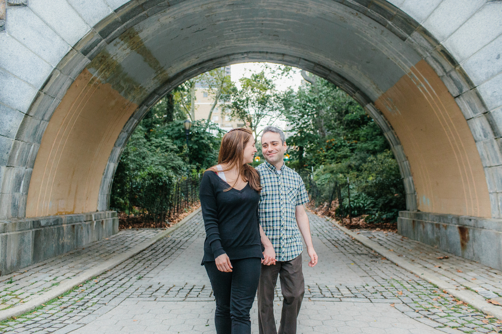 Laura + Ryan | Carl Schurz Park, Manhattan Engagement Photographer