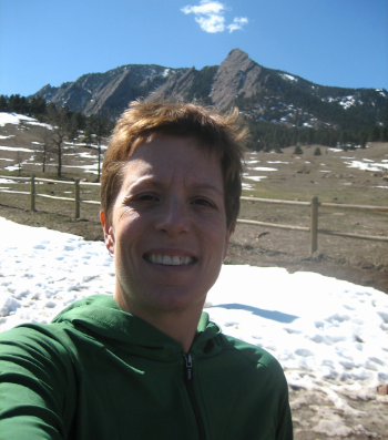 N ot much combing happening with this hairdo in 2006. Flatirons, Boulder, CO. No selfies of me with my comb.