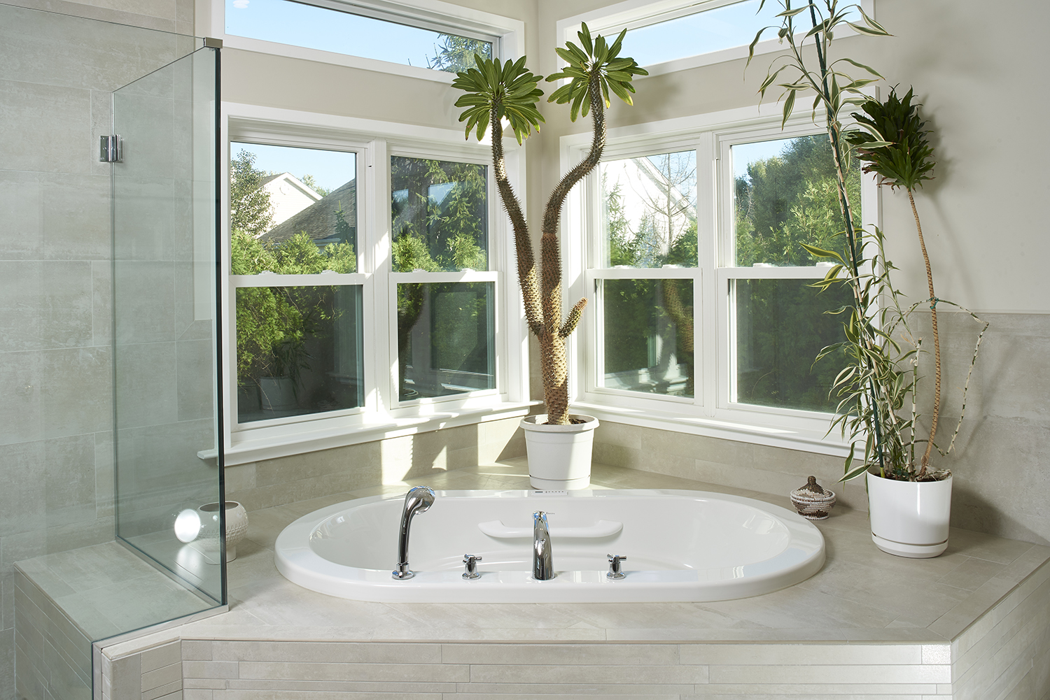 bathtub by windows.jpg