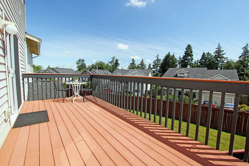 Deck MLS.jpg