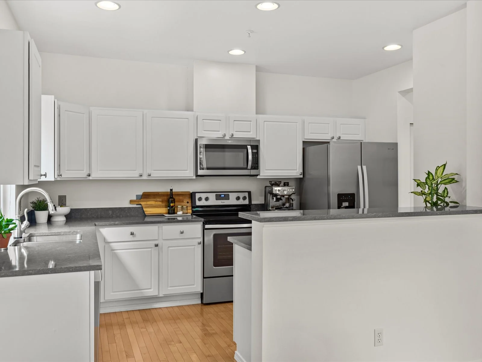 14-VICK7441.jpg