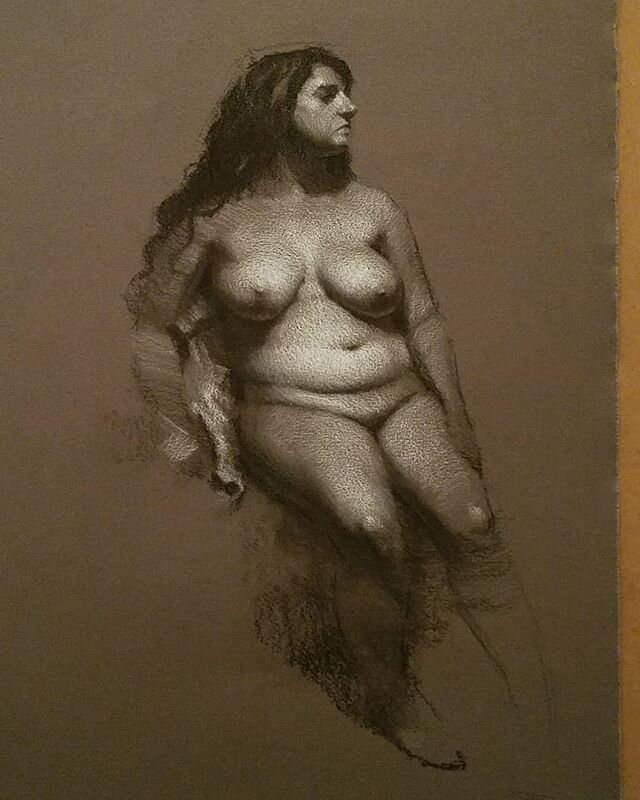 Little #figuredrawing from our group tonight. #figuresketch #lifedrawing #sketching #charcoaldrawing #drawing #draweveryday #drawingoftheday #nulladiessinelinea #art_realistic