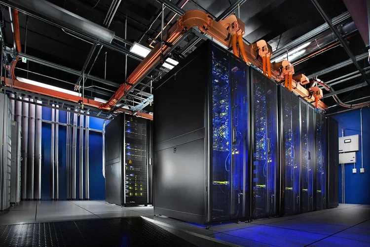 cfdc_610servers_0001.webp