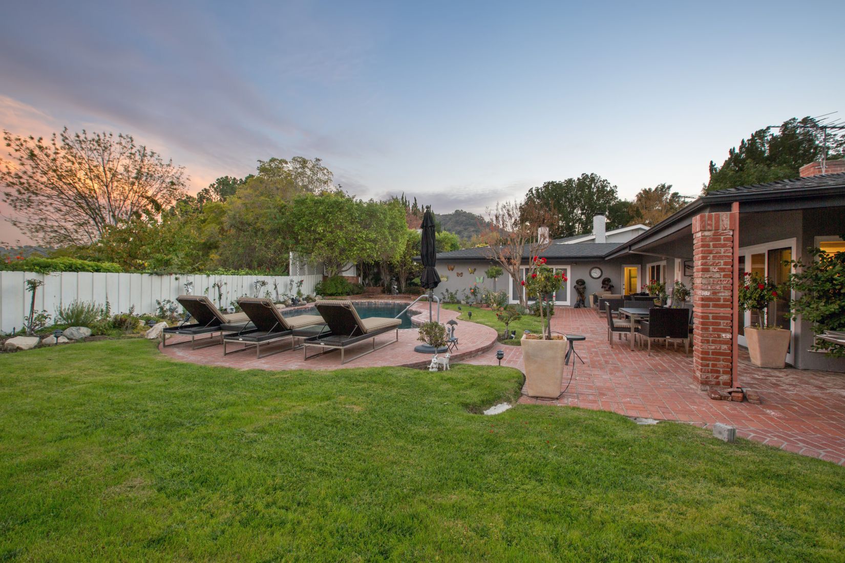 17058 STRAWBERRY DR., ENCINO, $1,893,000 - SOLD!