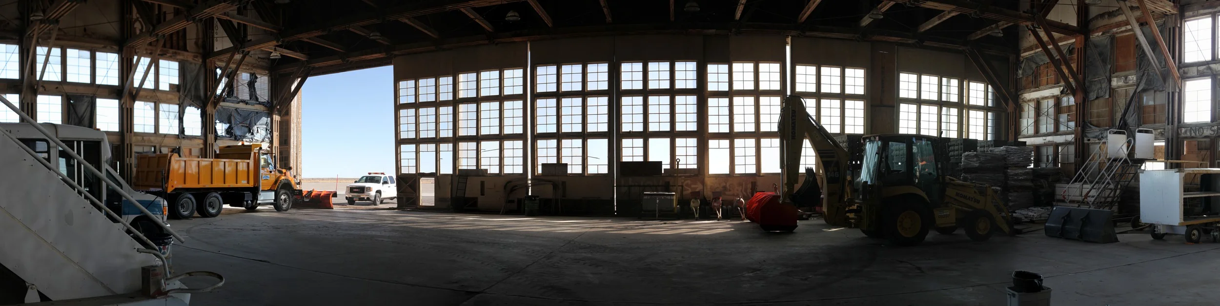 Hangar3_Panorama4.jpg