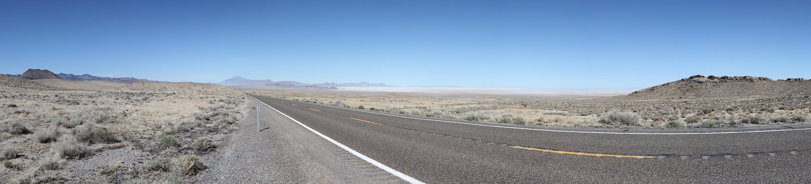 Hwy93bluelake1.jpg
