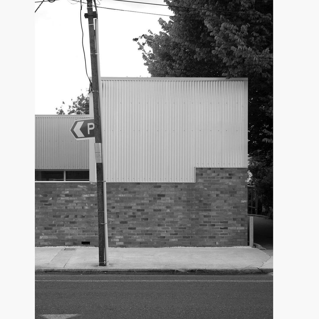 @homenewzealand Home of the Year 2019 announced tomorrow night&mdash;looking forward to it. Here&rsquo;s ours from 2017. #homeoftheyear2019
.
.
Photograph by us.
.
.
.
.
#homeoftheyear #NZarchitecture #moderndesign #art_chitecture #modernhouse #desig