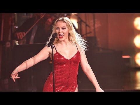 Zara Larsson - Hooked on a feeling - Live (TV4)