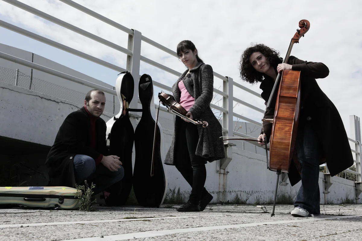 galan-trio-Σίγουρα-ή-την-6580.jpg