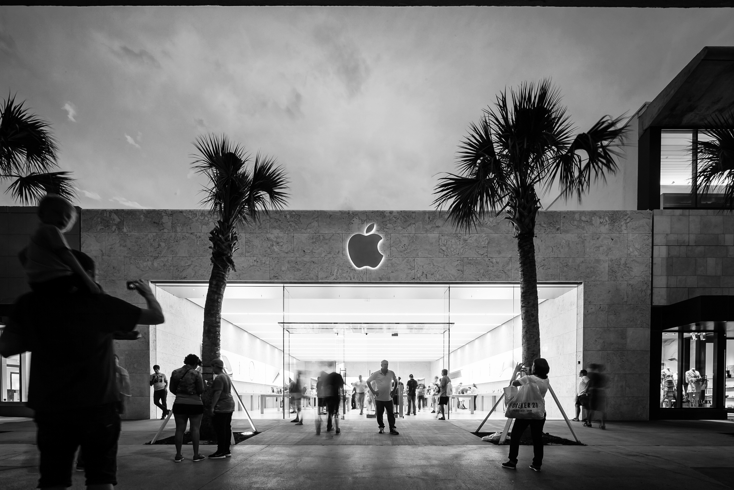 Apple Store - Lincoln Road