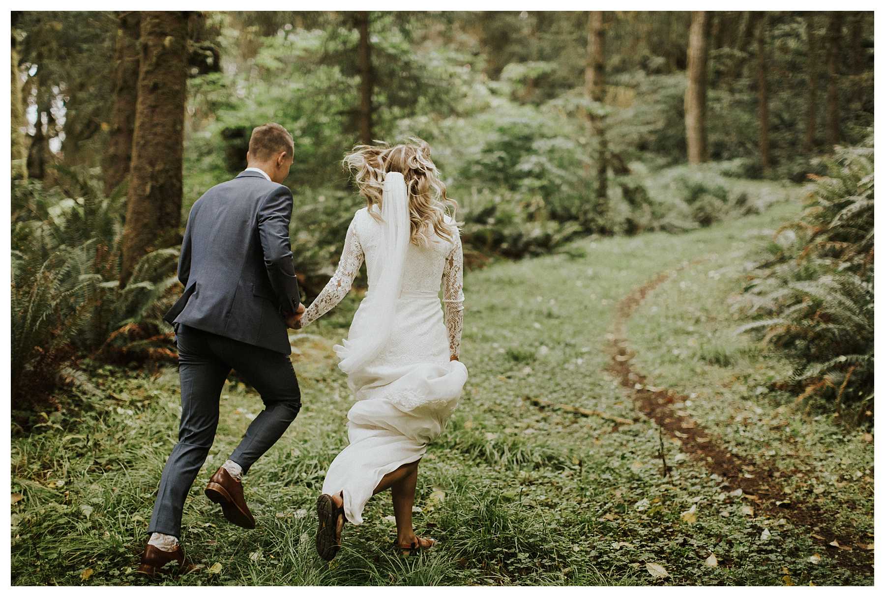 A bride and groom on the Oregon Coast