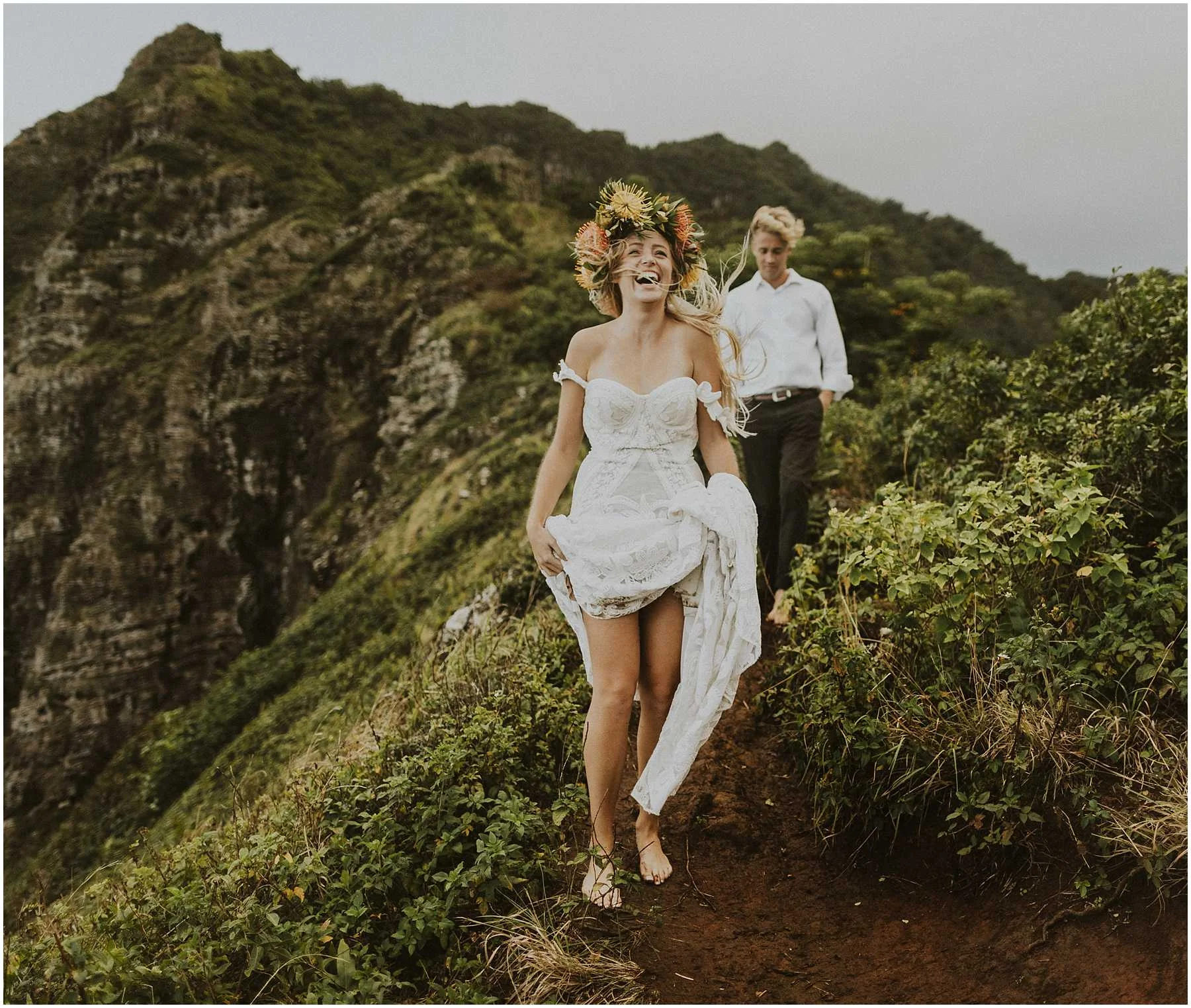 Oahu Hawaii Adventure Hiking Elopement