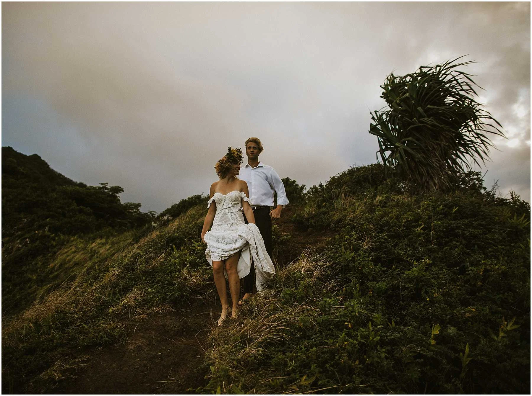 Oahu Hawaii Adventure Hiking Elopement