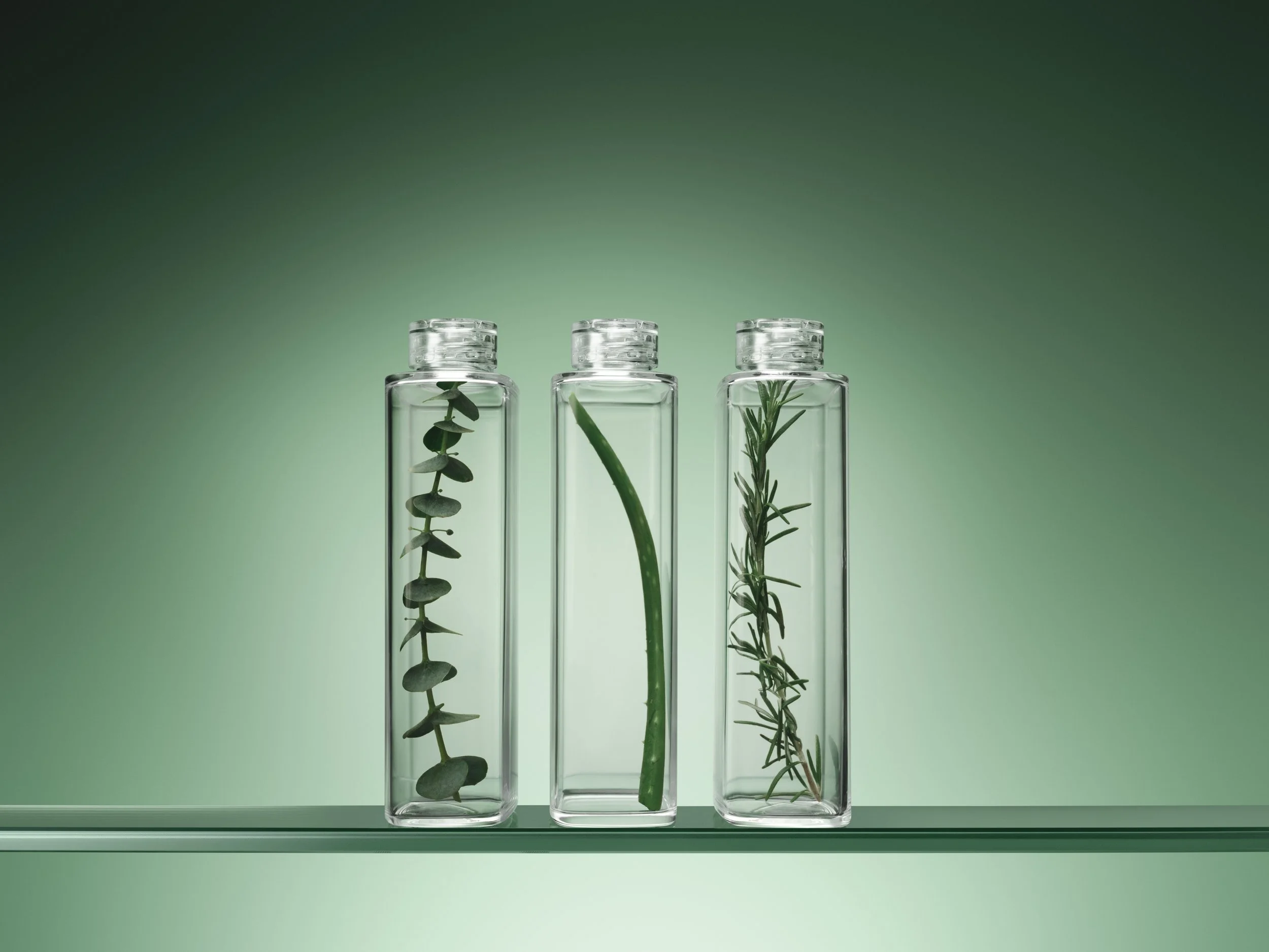 2416-40d-Biolage-2025-Bottle-Ingredient-143_Main-GRACoL.jpeg