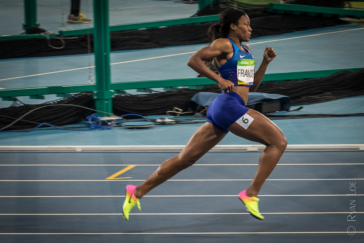 Women's 400M SemiFinal 1