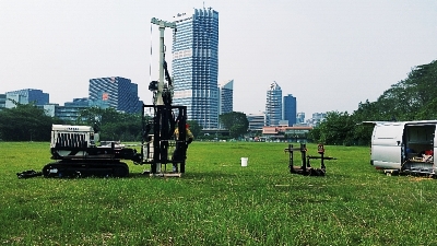 Membrane Interface Probe (MIP) run on Numac Geoprobe 7822 in Singapore.