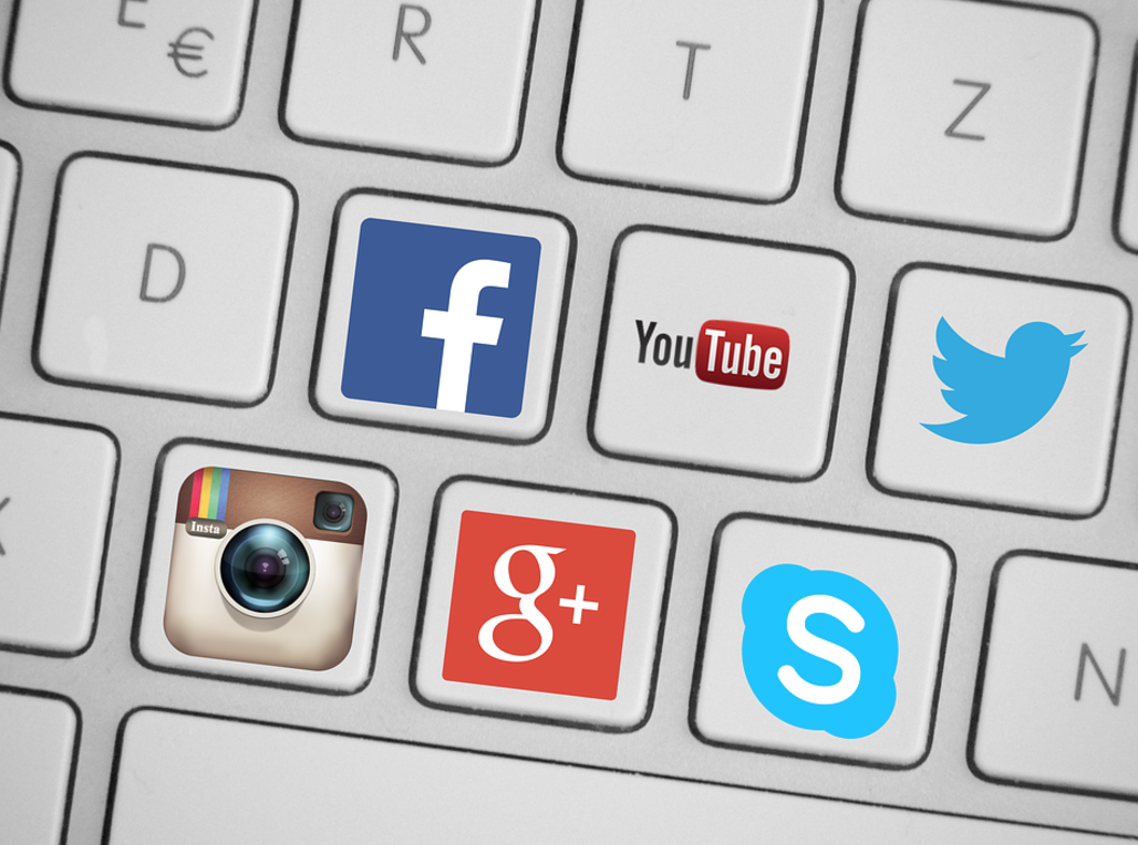 An Arts Manager's Ultimate Guide To Using Social Media Buttons